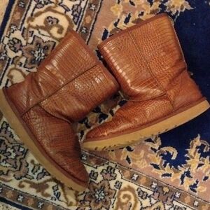 UGG- Faux Snake Vinyl Short Boots Size 9